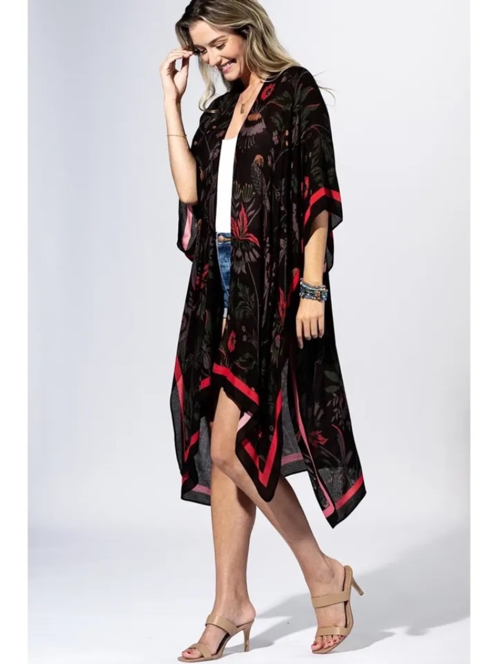 Urbanista Black Flower Botanical Border Kimono NEW